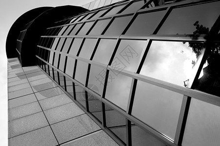 伦敦建筑房地产财富奢华玻璃城市黑与白景观窗户摩天大楼圆柱形图片