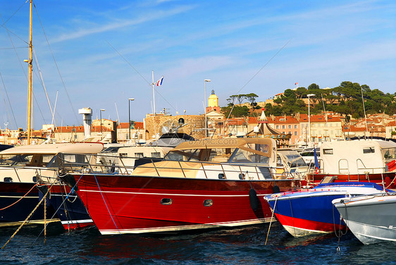 圣特罗佩斯的船蓝色旅行船舶帆船海岸船只村庄码头财富支撑图片