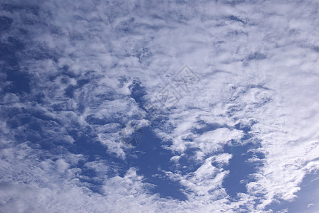 云彩在天上气象环境平流层臭氧蓝色白色阳光高层天气自由图片