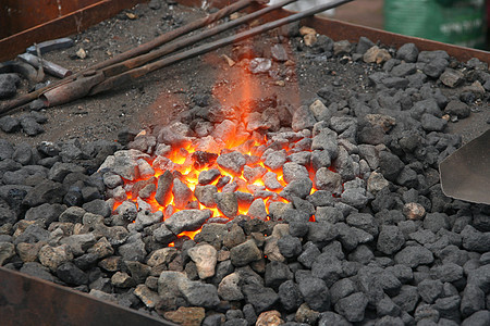 史密斯冷却锤子燃烧煤炭工作历史职业工艺铁匠铺辉光图片