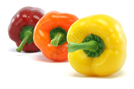 3个胡椒健康营养香料红色橙子黄色绿色蔬菜辣椒食物图片