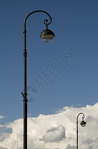 绿灯灯建筑物风景空气蓝色射线孤独天空长廊灯笼日落图片