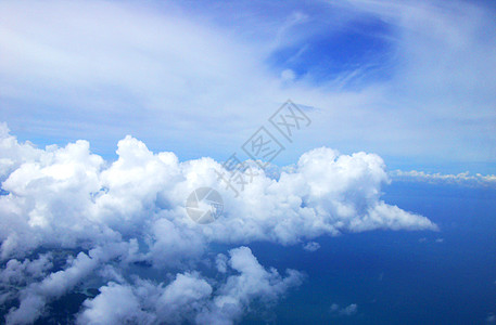 云天气飞行气象蓝色风景环境场景天空背景图片