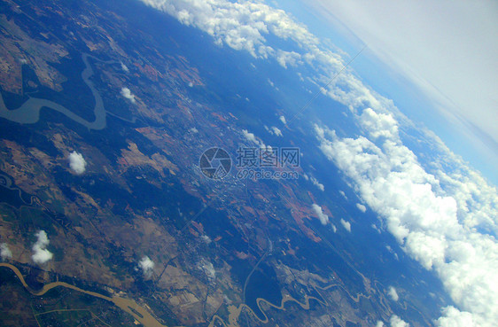 地球地土飞行海洋天空场景空气环境蓝色气象风景自由图片