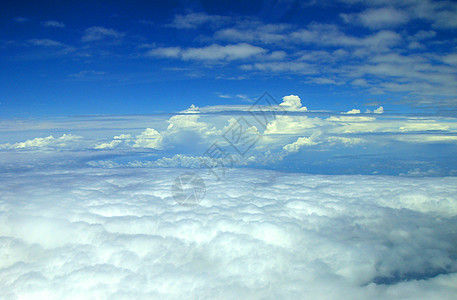 云蓝色场景天空风景飞行天气气象环境图片