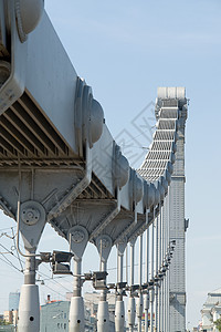 桥灰色框架力量建筑学天空桁架生活柱子城市水平图片