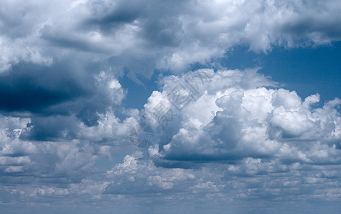乌云的暴雨灾难积雨风暴天气气象力量戏剧性气候天堂财富图片
