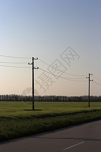 农村公路旅行爬坡车辆草地风景蓝色航程地平线汽车赛道图片