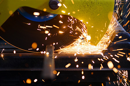 金属切割磨床圆圈力量生产工艺机械火花工厂工业工作图片