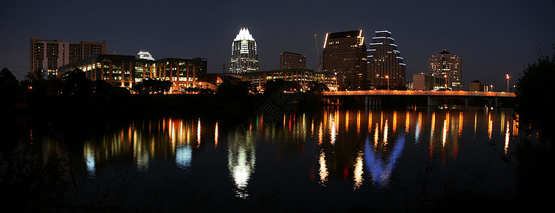 夜间德克萨斯州市下城奥斯汀首都公司城市天际高楼摩天大楼场景全景景观建筑图片