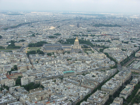 埃菲尔铁塔的巴黎全景图片