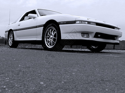白进口体育车80年代地面后视镜轿跑车镜片合金涡轮进口驾驶跑车赛车图片