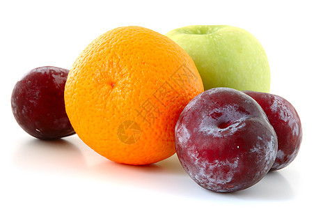 苹果 橙子和梅子绿色粉色黄色食物水果白色浆果紫色李子营养图片