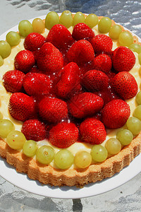 水果蛋糕糖浆面团拼盘纹理果汁白色红色面包浆果食物图片