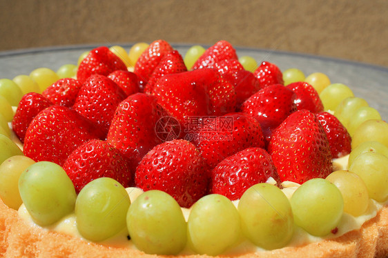 水果蛋糕盘子面包纹理果汁拼盘面团红色浆果甜点绿色图片