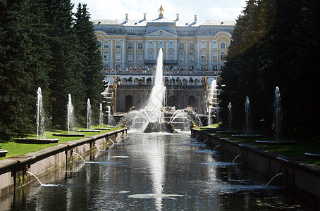 俄罗斯圣彼得堡彼得霍夫的彼得斯宫旅游雕像艺术摄影雕塑瀑布公园建筑学纪念碑公司图片