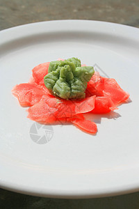 Wasabi和寿司姜午餐蔬菜白色小吃美食拼盘盘子食物图片