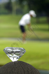 高尔夫球场的钻石图片