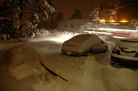 下雪夜间工作季节工人运动拖拉机汽车夜班季节性花园天气背心图片