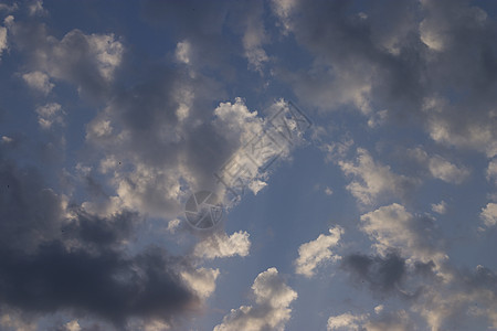 云云天空多云天穹天气蓝色苍穹雨云图片