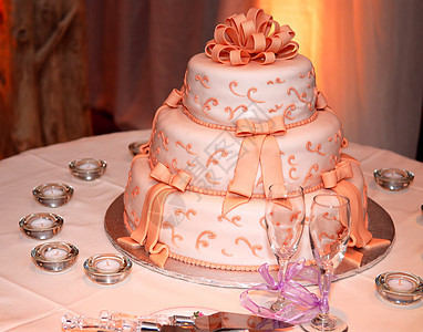 婚礼蛋糕环境服务餐饮甜点食物婚姻庆典仪式蜡烛传统图片