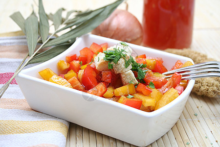 新鲜沙拉食物辣椒午餐维生素蔬菜图片