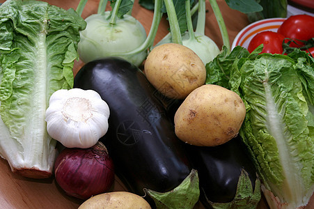 新鲜蔬菜茄子香料食物沙拉健康维生素土豆图片