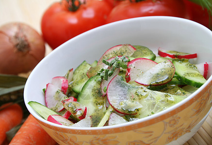 混合沙拉食物黄瓜蔬菜萝卜维生素午餐背景图片