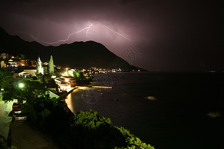 风暴暴雨海岸闪电山脉图片