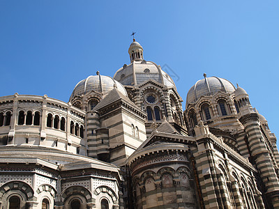 马赛拉大教堂石头教堂教会城市宗教天空双色圆顶蓝色图片