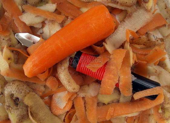 蔬菜刮痕和剥皮土豆厨房美食食品皮肤果皮食物淀粉烹饪用具图片