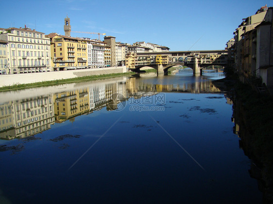 佛罗伦萨与庞特·韦奇奥的全景图片