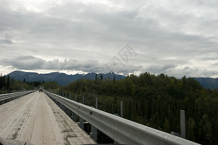 兰戈圣以利亚人行道风景爬坡背包顶峰天空小路公园荒野富豪图片