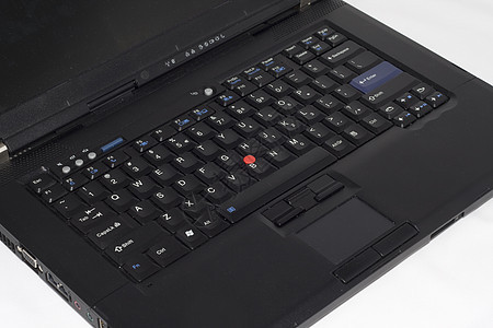 笔记本电脑黑黑键盘图片
