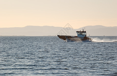 海岸海岸警卫队航海峡湾泡沫海岸服务船舶卫队海洋唤醒海岸线图片