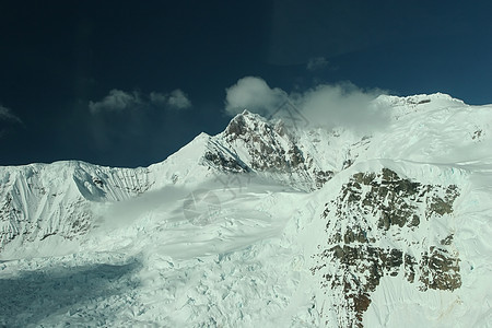 兰戈圣以利亚国家公园远足森林小路公园爬坡背包风景顶峰远景场景图片