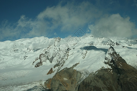 兰戈圣以利亚国家公园荒野远景远足场景踪迹顶峰天空富豪人行道森林图片