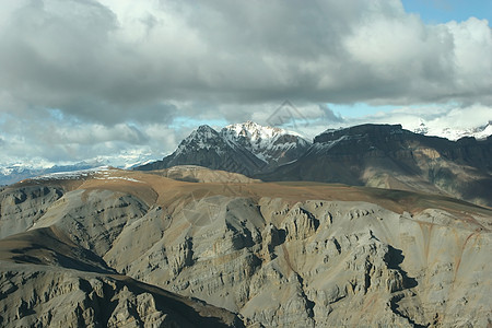 兰戈圣以利亚国家公园荒野富豪远景远足国家爬坡天空顶峰背包风景图片