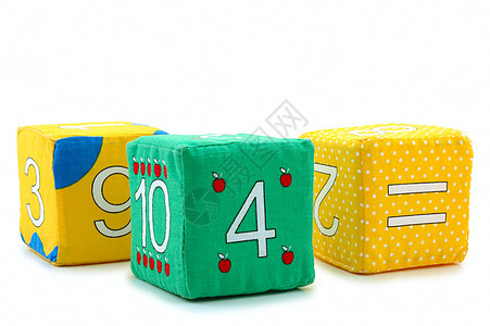 儿童砖头立方体蓝色织物绿色数学孩子数字学习红色黄色背景图片