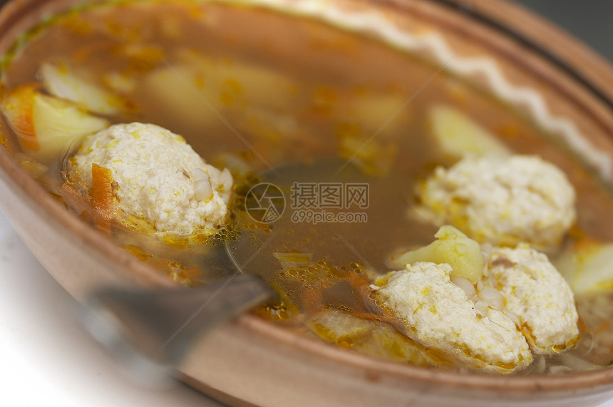 鸡汤玉米宏观烹饪勺子食物盖碗食品圆形美食肉丸图片