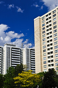 公寓楼社区建筑财产城市天空邻里住宅多云房子建筑学图片