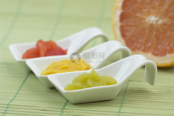 三张三色谱黄色壁球调料柚子橙子勺子素食绿色蔬菜膳食图片