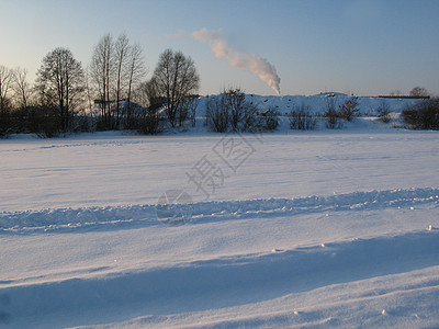 冬季阴影村庄树木城市背景图片