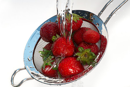 西餐甜点清洗草莓液体厨房水果海浪饮食生活浆果收成过滤器甜点背景
