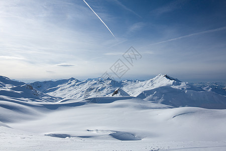 高山冬季风景顶峰季节性宽慰白色投掷日落滑雪全景蓝色季节图片