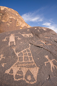 阿纳萨齐峡谷的Petroglyphs文明原住民文化历史评书雕刻涂鸦图片