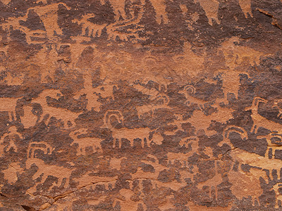 犹他南部的Petroglyphs评书文化原住民历史雕刻品文明涂鸦图片
