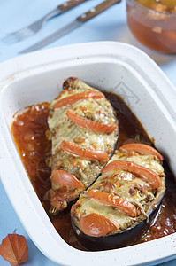 鸡蛋加茄草本植物胡椒烹饪炙烤午餐铣削地面辣椒茄子食物图片