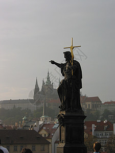 布拉格文化地标正方形废墟议会建筑建筑学大教堂旅游柱子图片