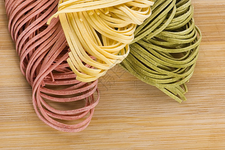 意大利面旗帜食品白色午餐黄色生活绿色食物红色生产图片